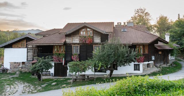 Kandaphery Guest Houses