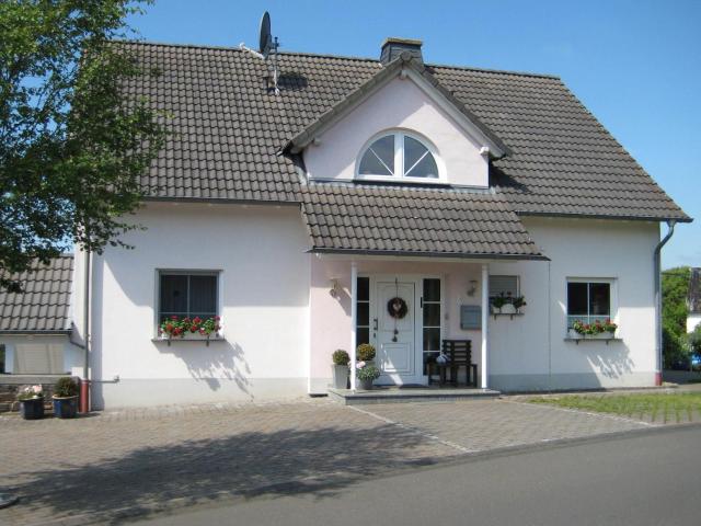 House with interior and garden in Volcanic Eifel