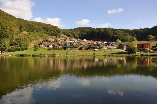 Eifel & See - Ferienhäuser am Waldsee Rieden/Eifel