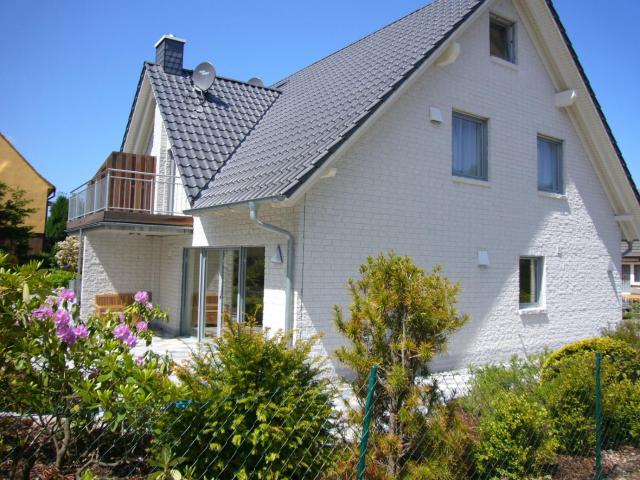 strandnahes Ferienhaus mit Terrasse, Strandamsel, Binz