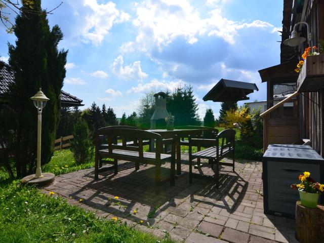 Cosy apartment in Frauenwald near forest