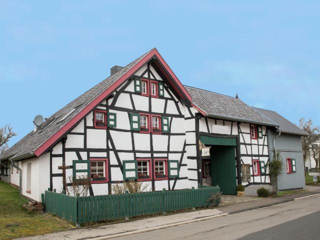 Apartment with garden near Monschau