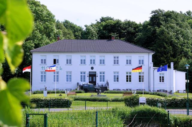 Ostsee-Gutshaus Am Salzhaff Pepelow nähe Rerik- am Meer residieren!