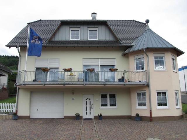 Weingut u. Gästehaus Menten