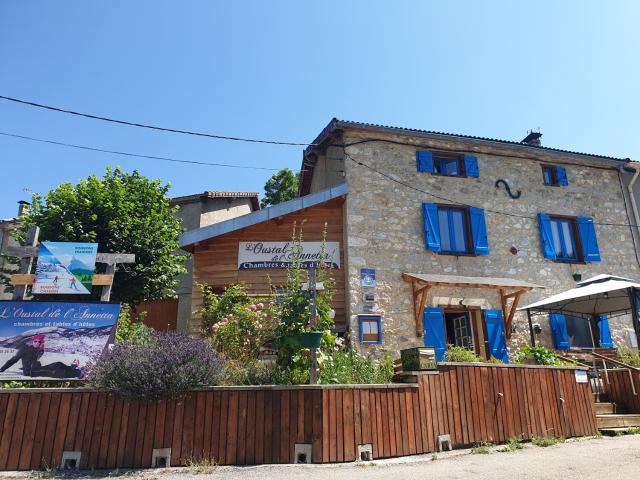 L'Oustal de l'Annetta Chambres et Tables d'Hôtes