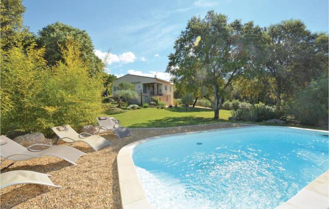 Amazing Home In Méjannes-Lès-Alès With Kitchen