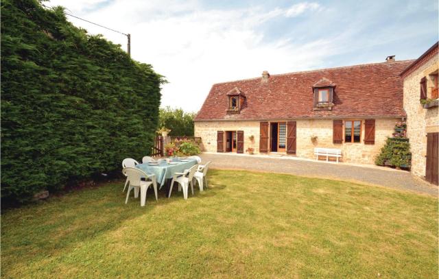 3 Bedroom Awesome Home In La-Chapelle-Saint-Jean