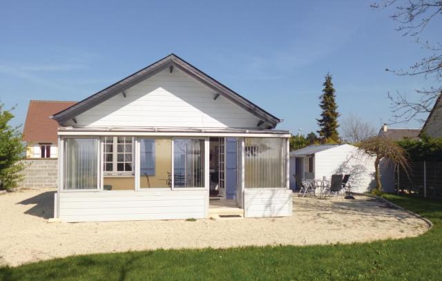 Lovely Home In Bernieres-Sur-Mer With Kitchenette