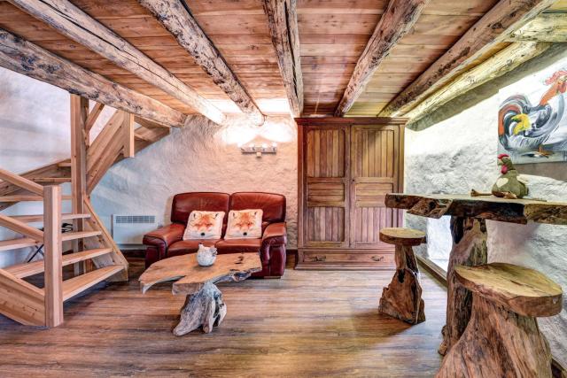 LA FERME de BELLINE Chalets ou Gîtes & SPA