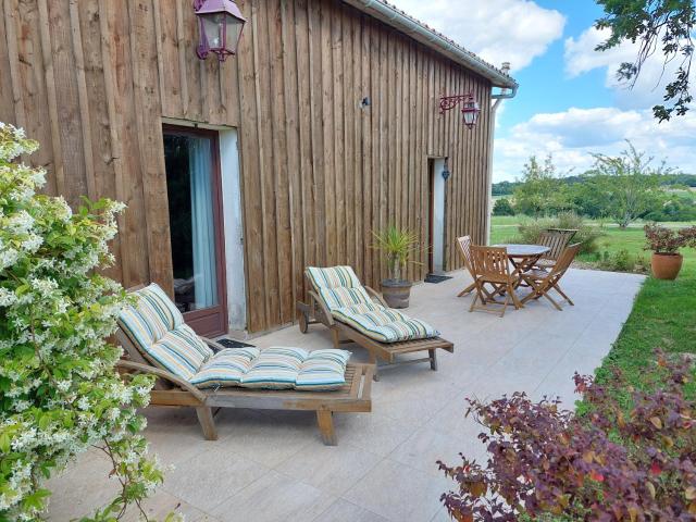 Gîte Cosy Grand confort dans un écrin de verdure