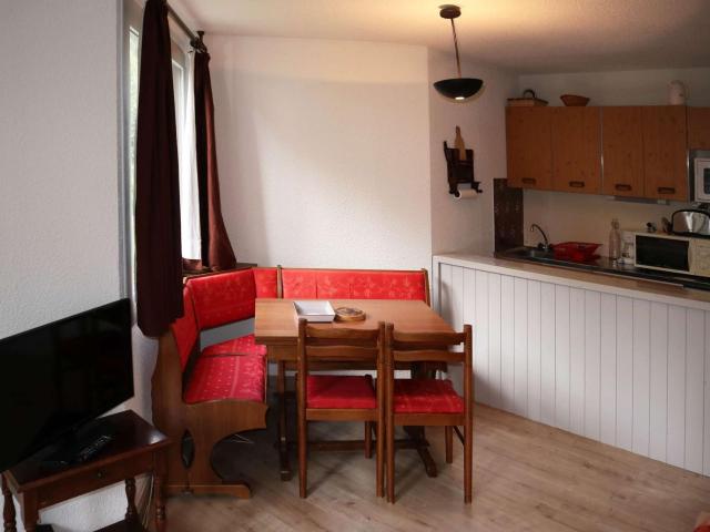 Studio cosy Les Orres, 300m commerces, 150m remontée, parking, animaux admis - FR-1-322-271