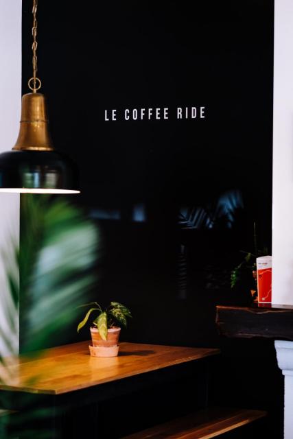 Le Coffee Ride Cycling Cafe