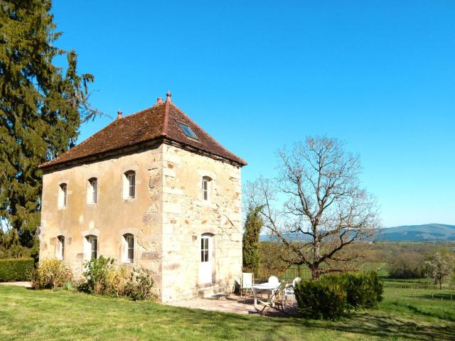 Holiday Home Premier gîte de Bouton by Interhome