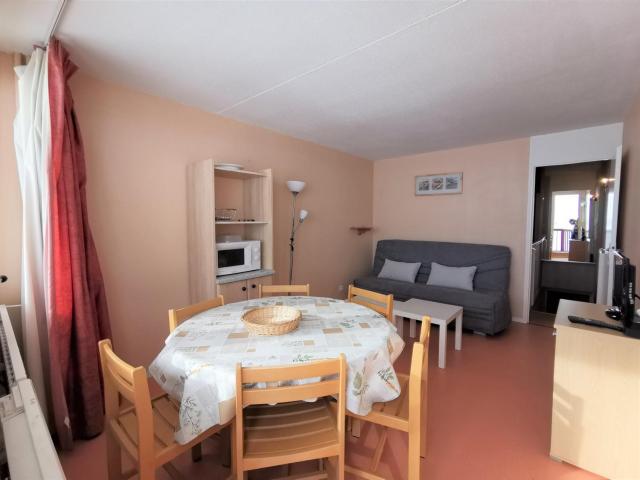 Appart 6 personnes, 1 chambre, pied pistes, balcon sud, La Mongie - FR-1-404-60