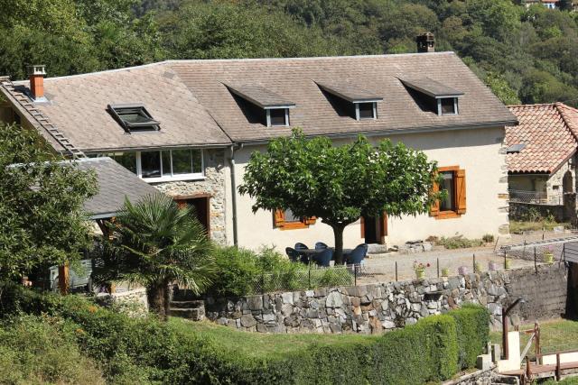 Maison du Coué Pyrénées Mourtis Gîte pour 2 à 12 pers