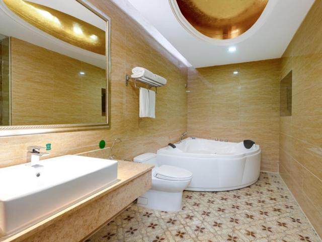 Vienna Hotel Shenzhen Songgang Shajiang Road