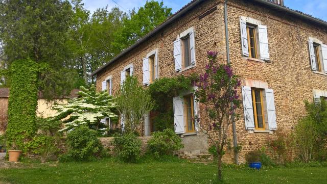 Maison et Jardin Talinou