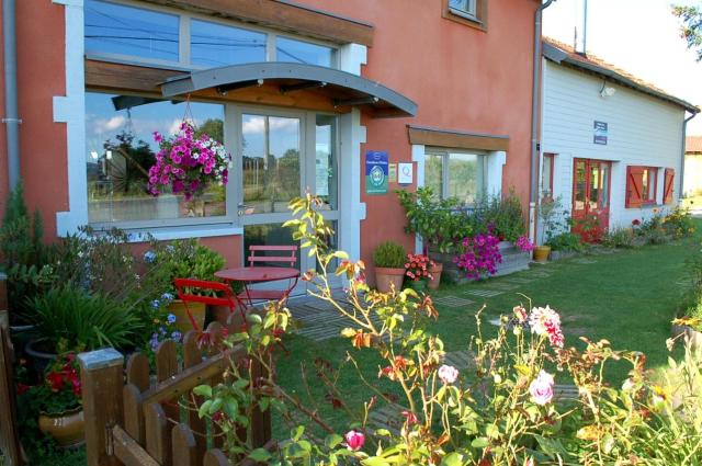 B&B La Maison Des Collines Autour Chambres d'hôtes