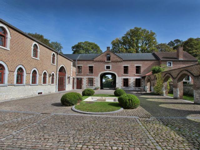 Hôtel - Ferme du Château d'Ahin