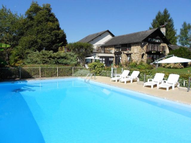 Villa spacieuse a Haut de Bosdarros avec piscine privee