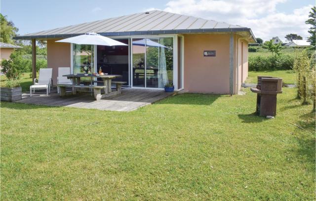 Beautiful Home In Guisseny With Kitchen