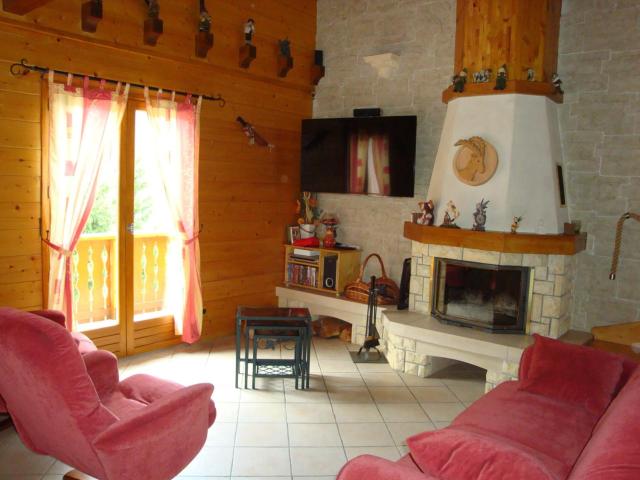 Chalet calme 8 pers, 2 chambres, WiFi, parking privé - FR-1-464-39