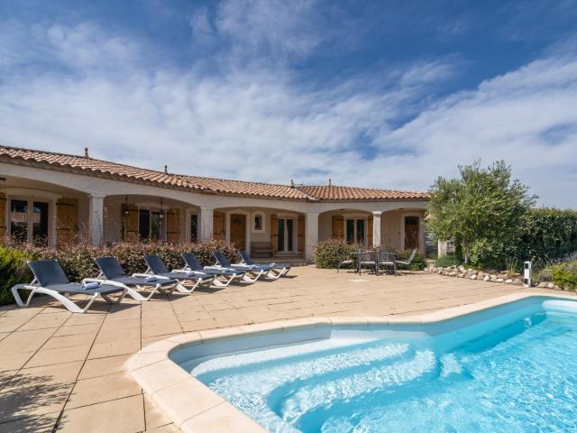 Spacious villa in Pouzols Minervois with pool