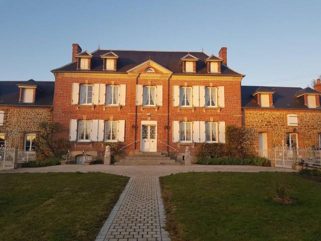 Maison de charme a Gace avec barbecue et parking