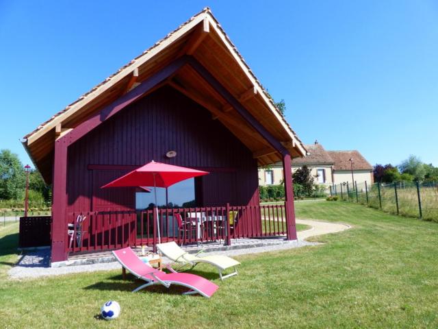 Maison de charme avec terrasse privée et activités familiales, proche de Souvigny et St Pourçain sur Sioule - FR-1-489-93