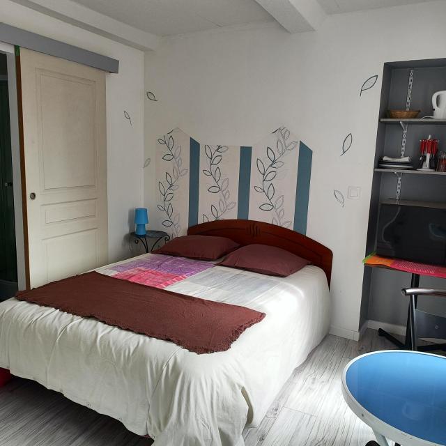 Chambre pour 2 personnes à Formigny RDC