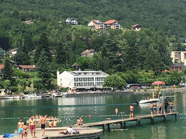 DEPAYSEMENT AU BORD DU LAC