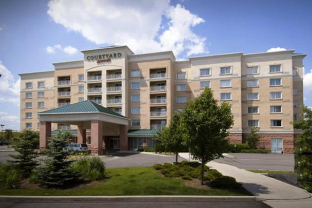 Courtyard by Marriott Toronto Vaughan