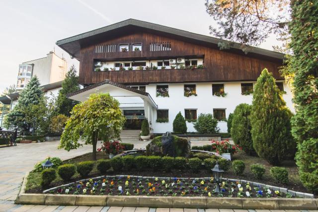 Family hotel Borova Gora