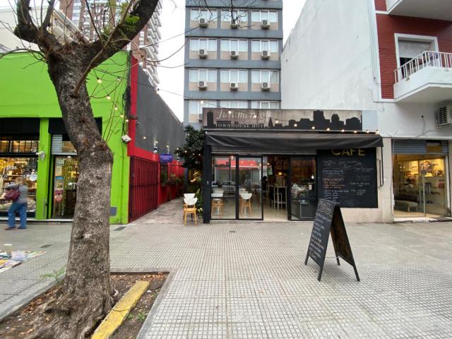 Juramento de Lealtad Townhouse Hotel