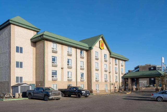 Super 8 by Wyndham Edmonton International Airport