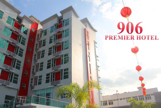 906 Premier Hotel