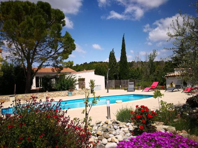 Villa with pool in L zignan Corbi res