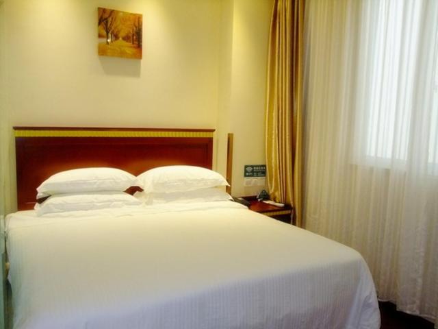 GreenTree Inn HeBei CangZhou Qing County JingFu S) Street Express Hotel