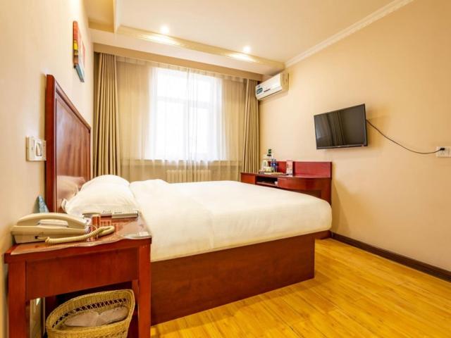 GreenTree Inn GanSu BaiYin East Bus Station LanBao Road Express Hotel