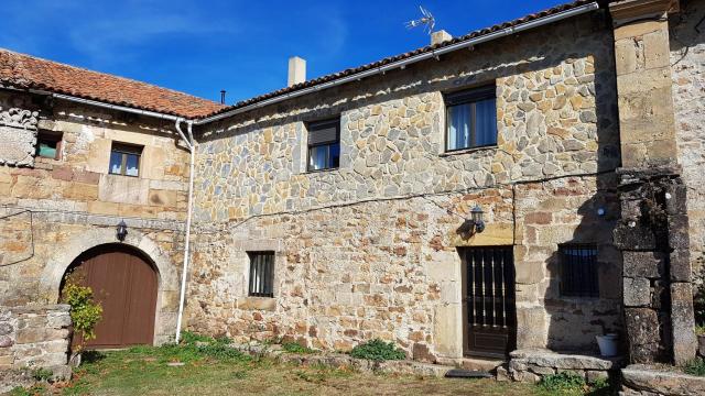 Casa en Orbó-Brañosera