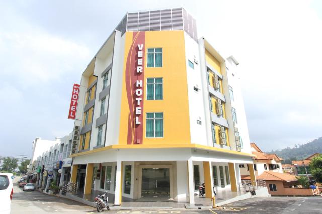 Veer Hotel