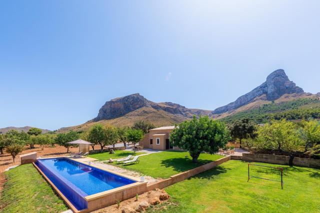 Finca Ca`n Jaumí, un paraíso con vista al mar y a la montaña