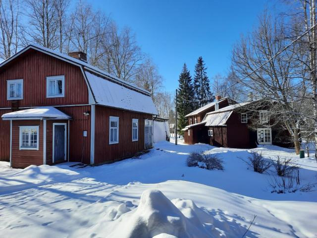 Portaan Nahkurinverstas