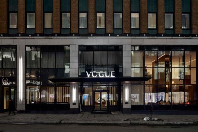 Vogue Hotel Montreal Downtown, Curio Collection by Hilton