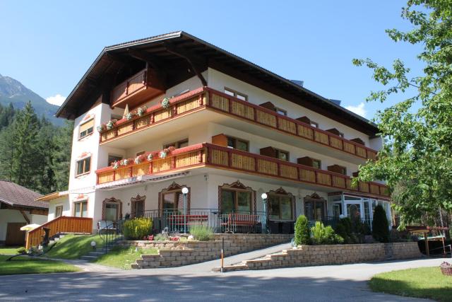 Hotel Garni Waldhof - Wohlfühlen am Lech