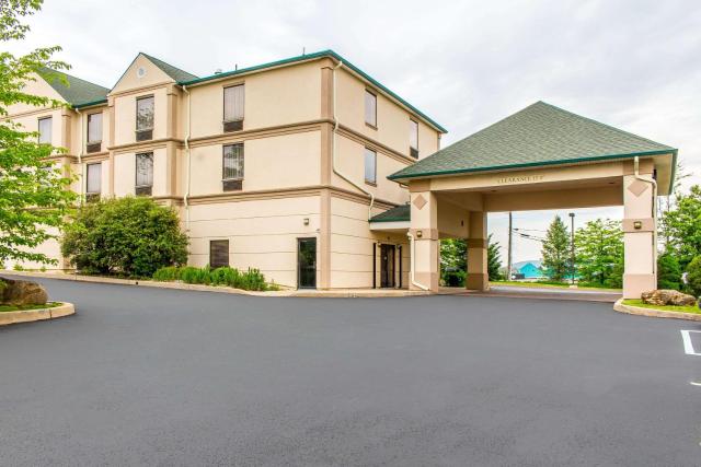 Quality Inn Hackettstown - Long Valley