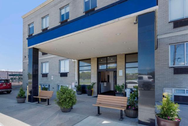 Avion Inn Near LGA Airport, Ascend Hotel Collection