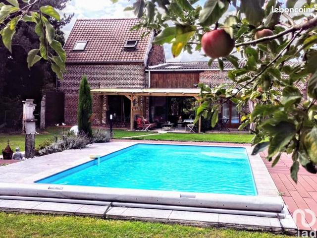 chambres d hotes ,hotel ,Secret d'une Nuit a vicq prės de onnaing,avec piscine