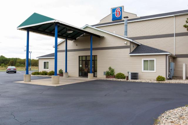 Motel 6-Baraboo, WI - Lake Delton-Wisconsin Dells