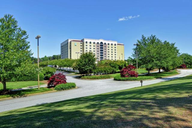 Embassy Suites Greenville Golf Resort & Conference Center